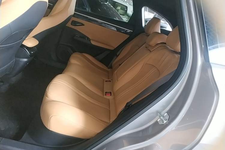 Used Geely Galaxy L7 2024 1.5T 115 km PLUS Dragon Edition Left Rear Seat