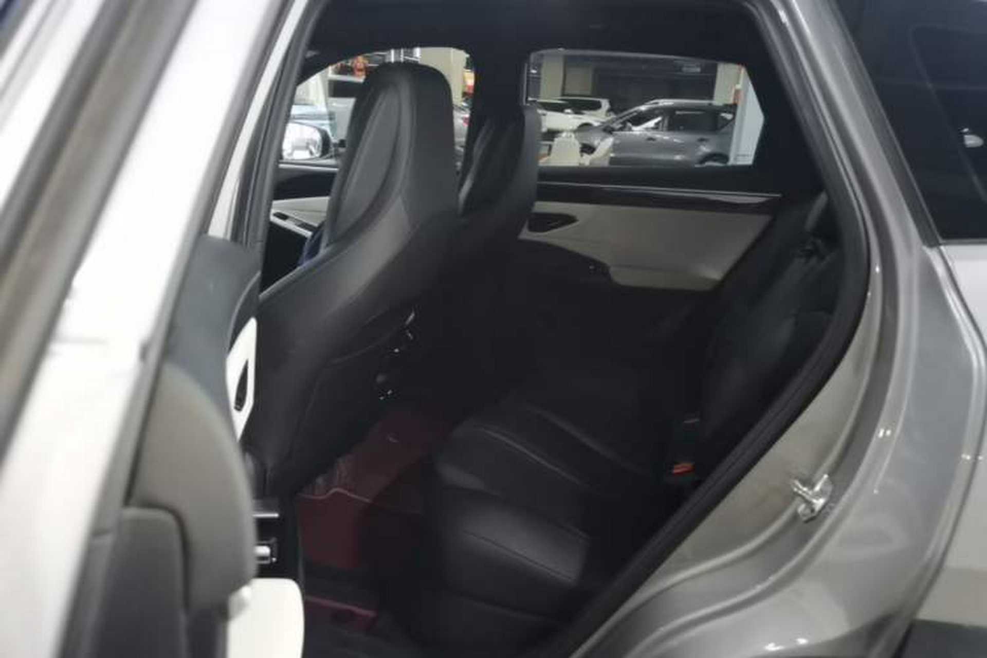 Used Geely Galaxy L7 2024 1.5T 115 km PLUS Dragon Edition Left Rear Seat