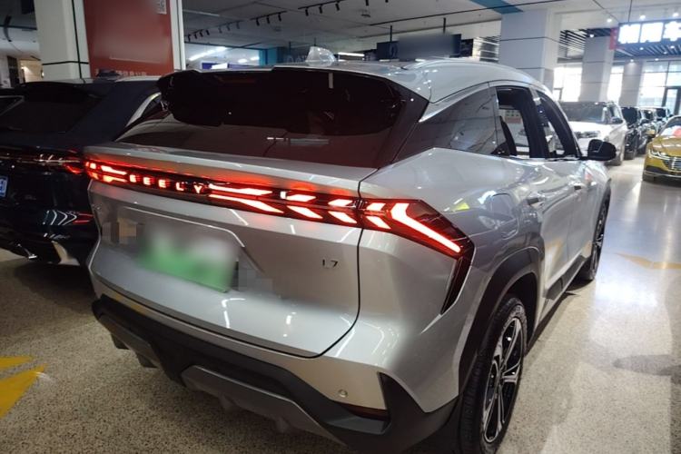 Used Geely Galaxy L7 2024 1.5T 115 km PLUS Dragon Edition Rear Right 45 Deg