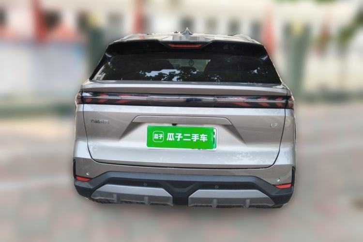 Used Geely Galaxy L7 2024 1.5T 115 km Starship Dragon Edition Rear