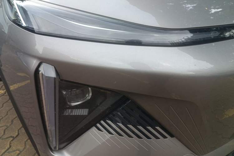 Used Geely Galaxy L7 2024 1.5T 115 km MAX Dragon Edition Right Front Headlight