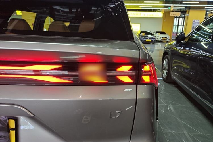 Used Geely Galaxy L7 2024 1.5T 115 km PLUS Dragon Edition Right Rear Taillight
