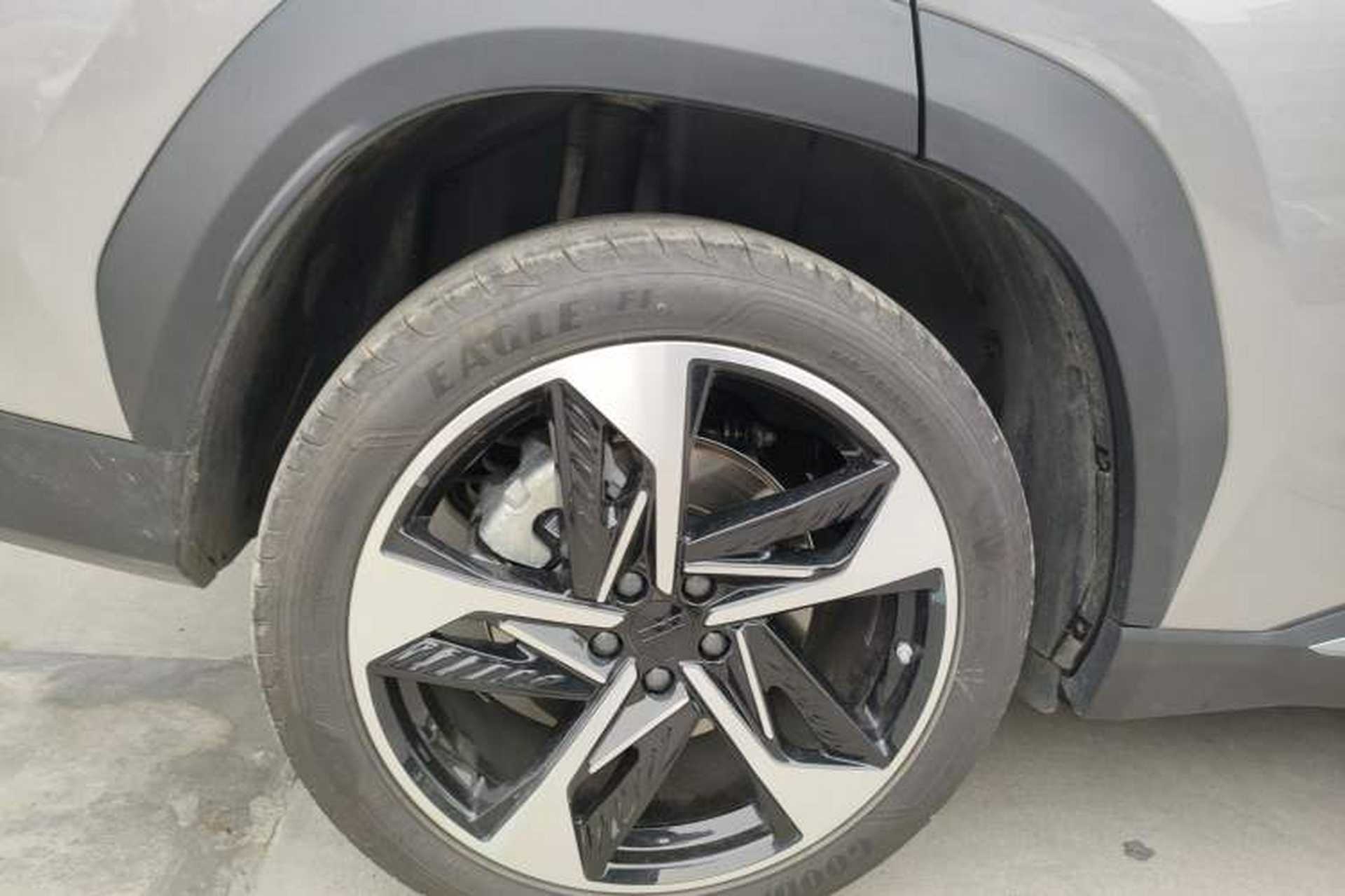 Used Geely Galaxy L7 2024 1.5T 115 km Starship Dragon Edition Right Rear Wheel Hub