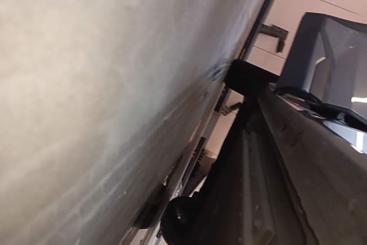 Used Geely Galaxy L7 2024 1.5T 115 km MAX Dragon Edition Right Side Sill