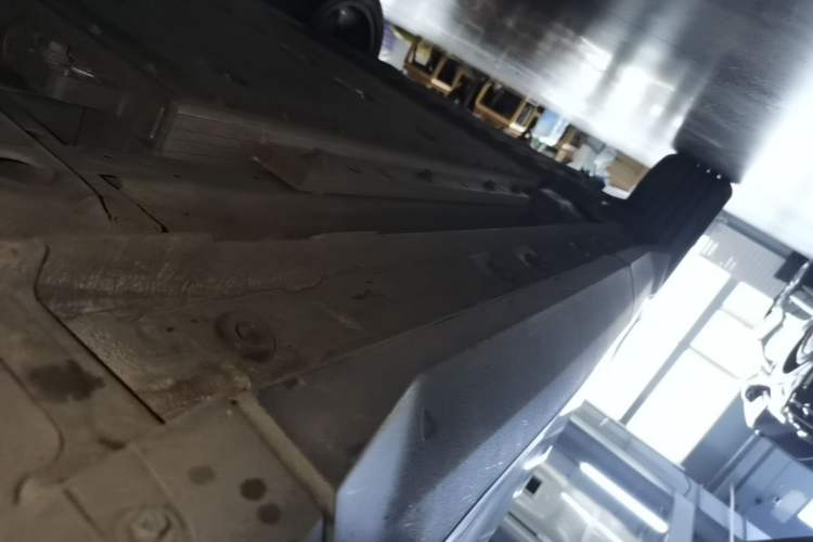 Used Geely Galaxy L7 2024 1.5T 115 km PLUS Dragon Edition Right Side Sill