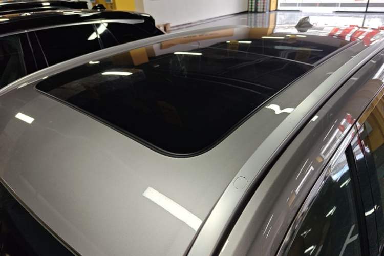 Used Geely Galaxy L7 2024 1.5T 115 km PLUS Dragon Edition Roof