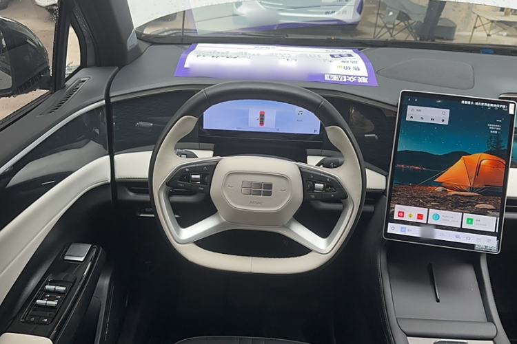 Used Geely Galaxy L7 2024 1.5T 115 km PLUS Dragon Edition Steering Wheel