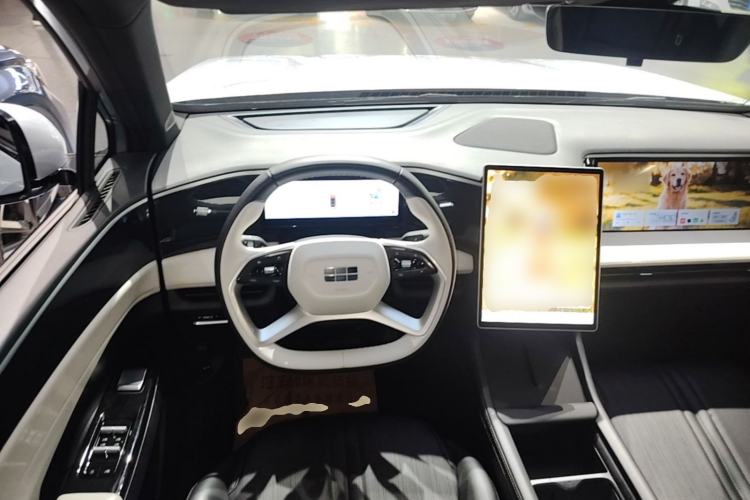 Used Geely Galaxy L7 2024 1.5T 115 km PLUS Dragon Edition Steering Wheel