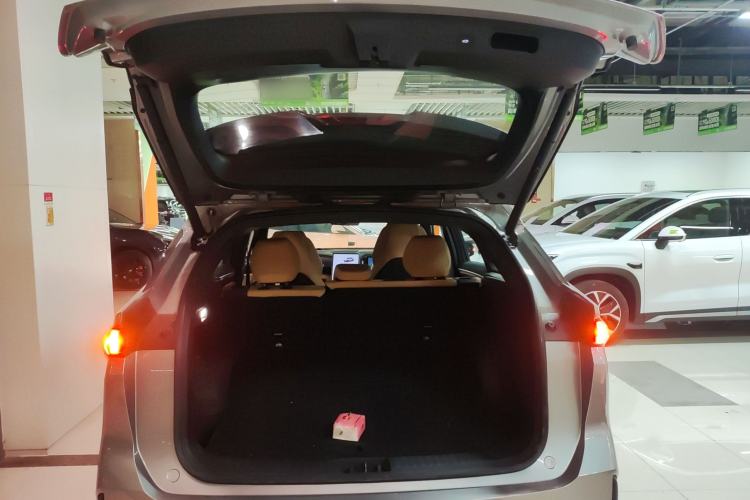Used Geely Galaxy L7 2024 1.5T 115 km Starship Dragon Edition Trunk