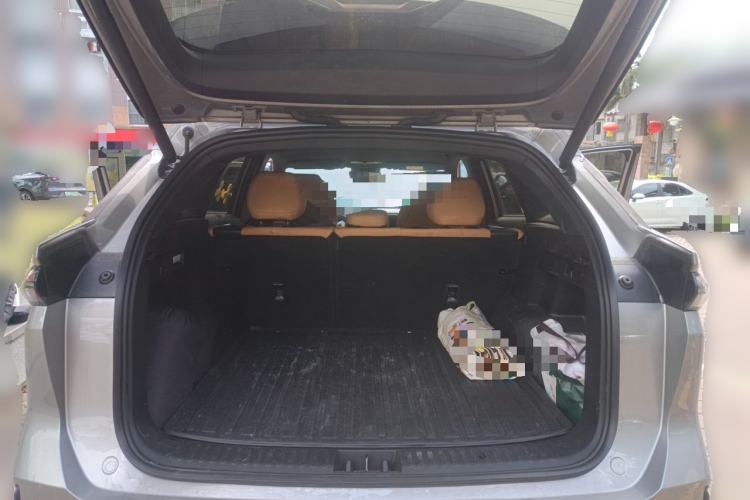 Used Geely Galaxy L7 2024 1.5T 115 km MAX Dragon Edition Trunk