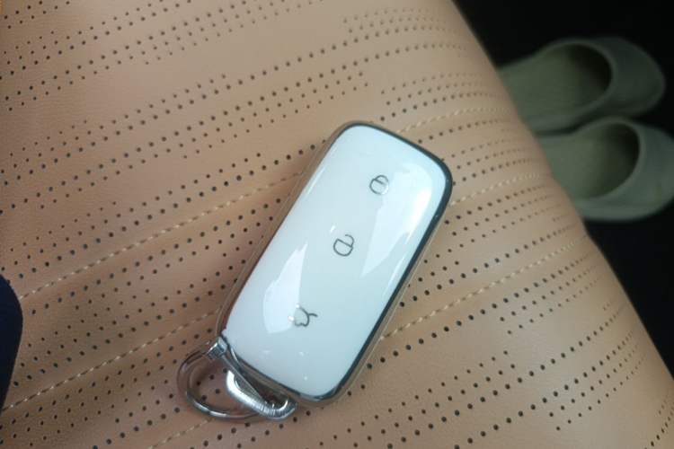 Used Geely Galaxy L7 2024 1.5T 115 km MAX Dragon Edition Vehicle Key