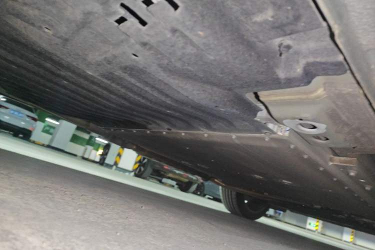 Used Geely Galaxy L7 2024 1.5T 115 km Asian Games Phantom Dragon Edition Chassis Rear Right