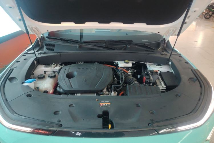 Used Geely Galaxy L7 2024 1.5T 55km PRO Dragon Edition Engine Bay