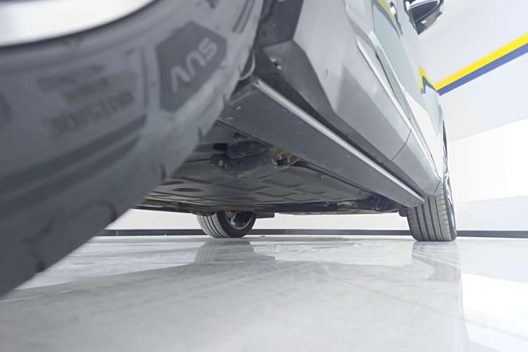 Used Geely Galaxy L7 2024 1.5T 115 km Starship Dragon Edition Right Side Sill