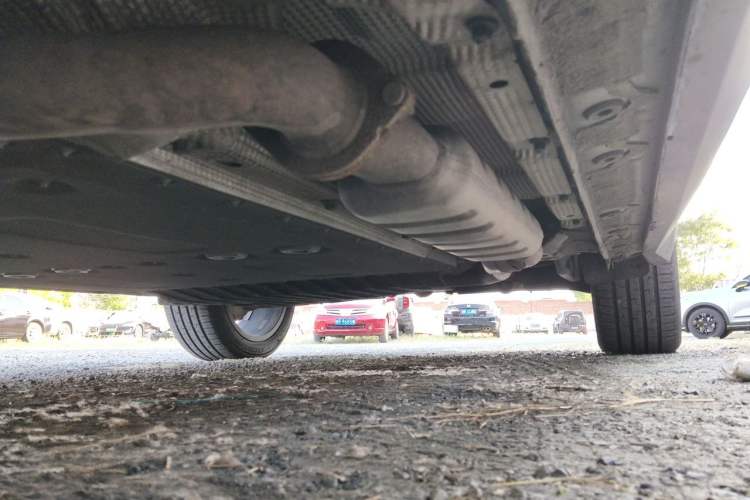 Used Geely Galaxy L7 2024 1.5T 115 km PLUS Dragon Edition Chassis Front Left