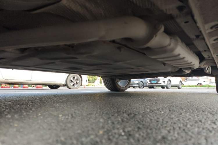 Used Geely Galaxy L7 2024 1.5T 115 km MAX Dragon Edition Chassis Front Left