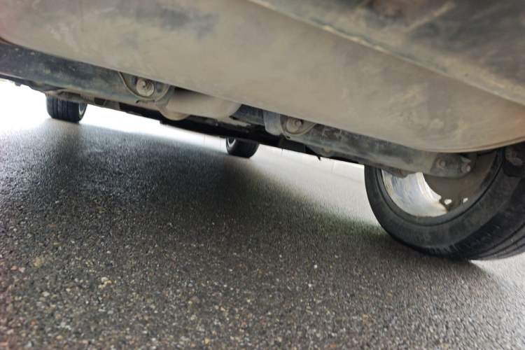 Used Geely Galaxy L7 2024 1.5T 115 km PLUS Dragon Edition Chassis Rear