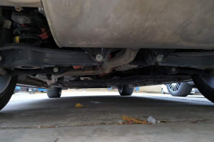 Used Geely Galaxy L7 2024 1.5T 115 km MAX Dragon Edition Chassis Rear