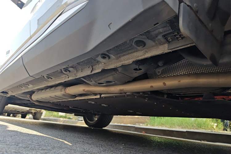 Used Geely Galaxy L7 2024 1.5T 115 km PLUS Dragon Edition Chassis Rear Left