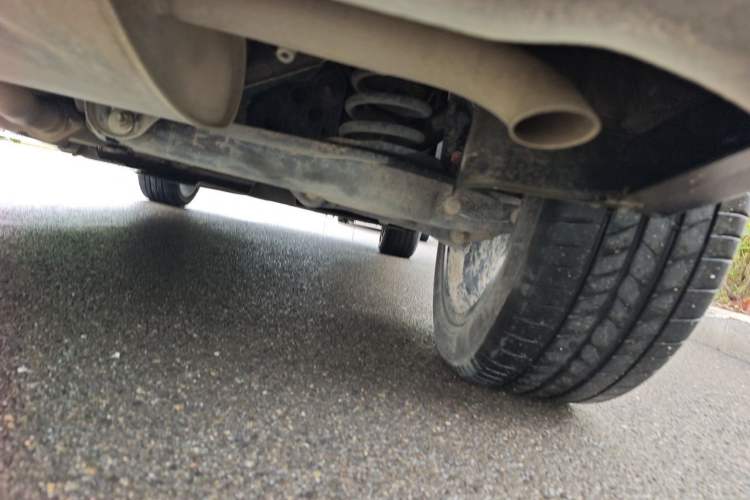 Used Geely Galaxy L7 2024 1.5T 115 km PLUS Dragon Edition Chassis Rear Right