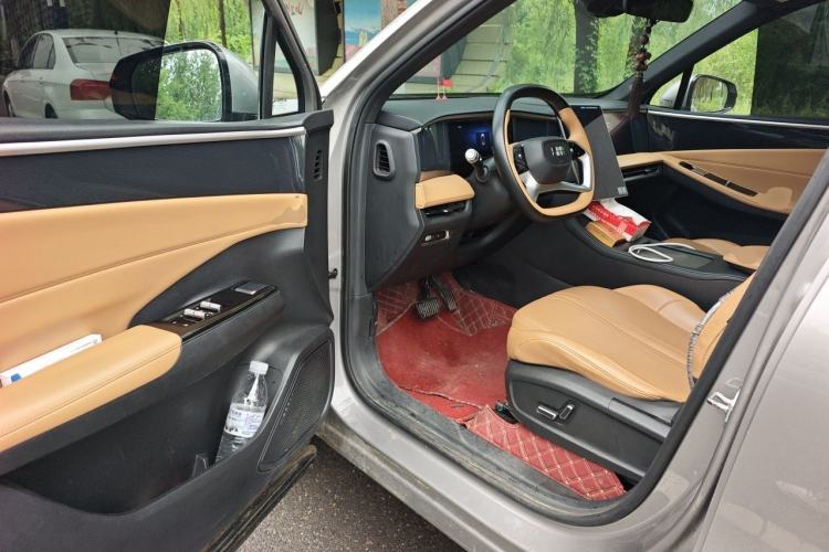 Used Geely Galaxy L7 2024 1.5T 115 km PLUS Dragon Edition Driver Seat