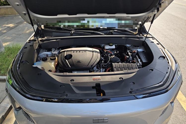 Used Geely Galaxy L7 2024 1.5T 115 km PLUS Dragon Edition Engine Bay