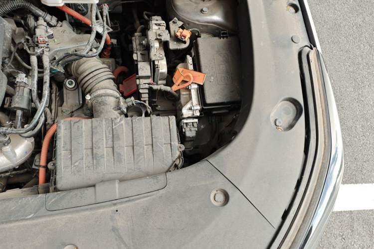 Used Geely Galaxy L7 2024 1.5T 115 km MAX Dragon Edition Engine Bay Left