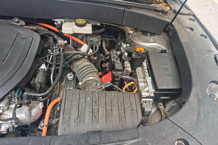 Used Geely Galaxy L7 2024 1.5T 115 km Starship Dragon Edition Engine Bay Left