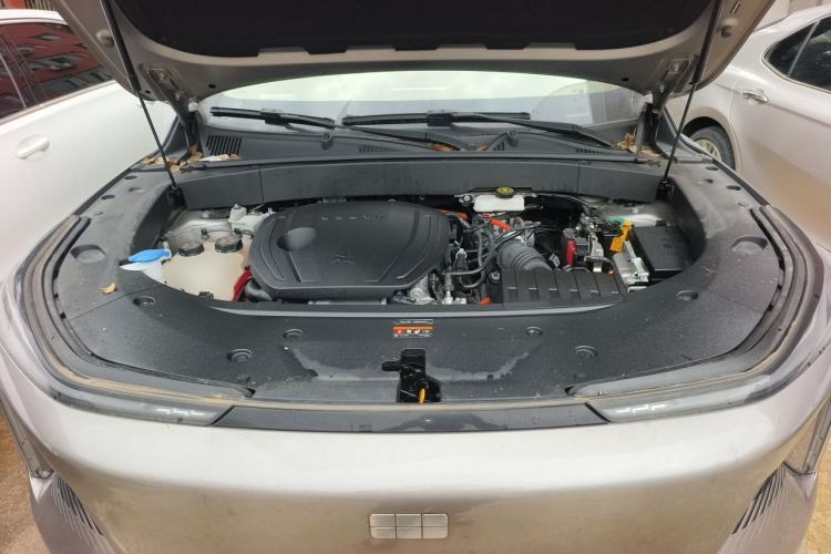 Used Geely Galaxy L7 2024 1.5T 115 km Starship Dragon Edition Engine Bay