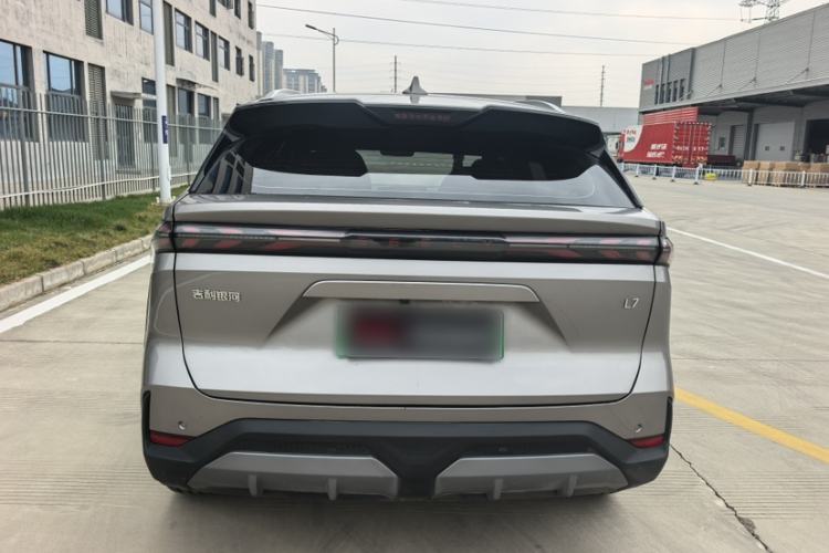 Used Geely Galaxy L7 2024 1.5T 115 km MAX Dragon Edition Exterior 6