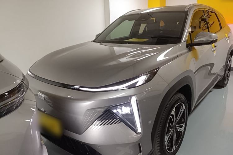Used Geely Galaxy L7 2024 1.5T 115 km PLUS Dragon Edition Front