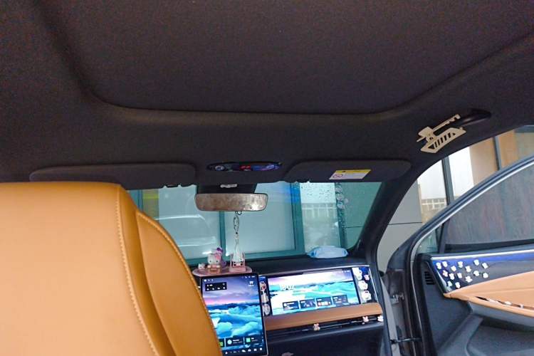 Used Geely Galaxy L7 2024 1.5T 115 km MAX Dragon Edition Headliner