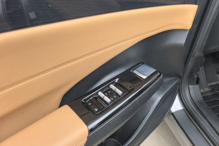 Used Geely Galaxy L7 2024 1.5T 115 km MAX Dragon Edition Interior 7