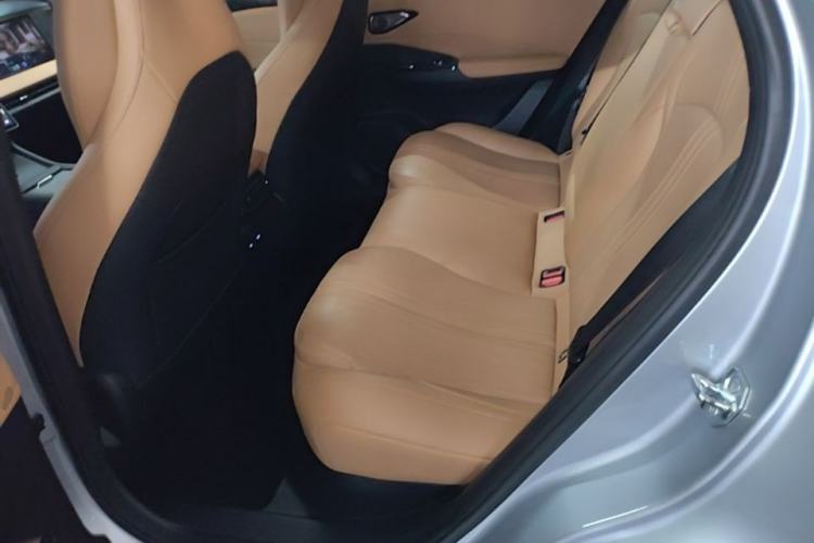 Used Geely Galaxy L7 2024 1.5T 115 km Starship Dragon Edition Left Rear Seat