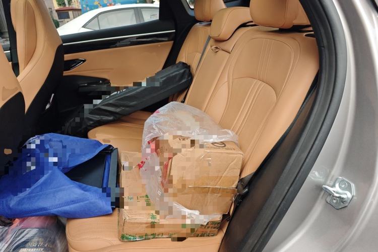 Used Geely Galaxy L7 2024 1.5T 115 km MAX Dragon Edition Left Rear Seat
