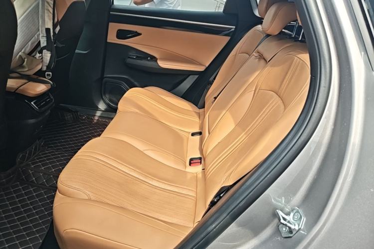 Used Geely Galaxy L7 2024 1.5T 115 km PLUS Dragon Edition Left Rear Seat