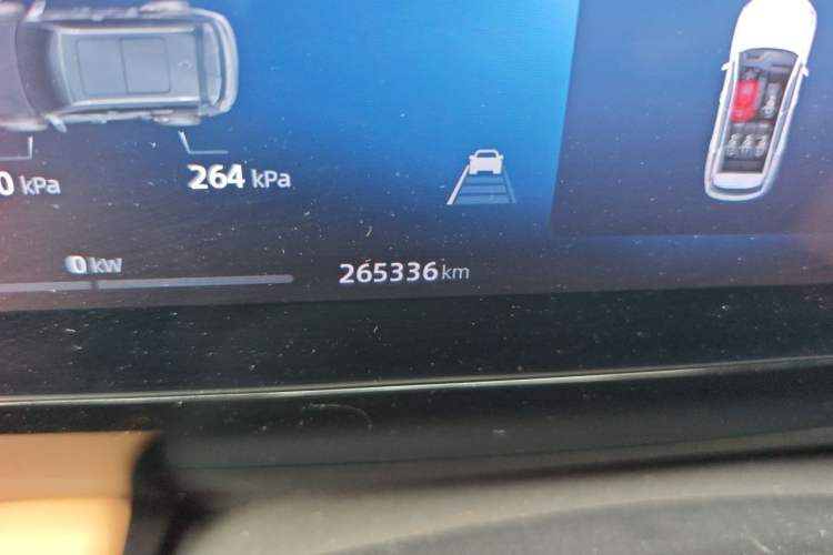 Used Geely Galaxy L7 2024 1.5T 115 km PLUS Dragon Edition Odometer Close Up