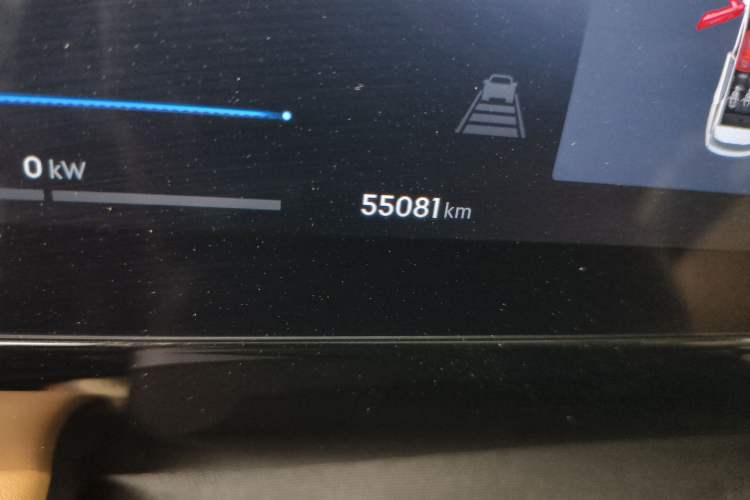 Used Geely Galaxy L7 2024 1.5T 115 km PLUS Dragon Edition Odometer Close Up