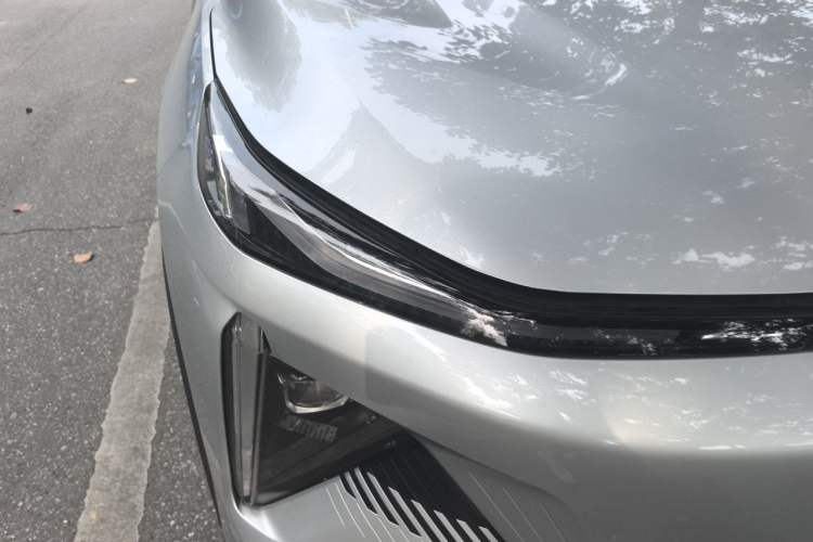 Used Geely Galaxy L7 2024 1.5T 115 km PLUS Dragon Edition Right Front Headlight