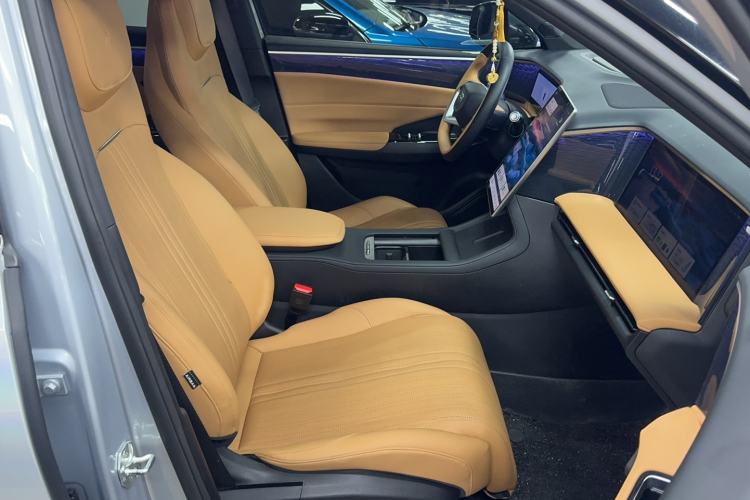Used Geely Galaxy L7 2024 1.5T 115 km MAX Dragon Edition Right Front Seat