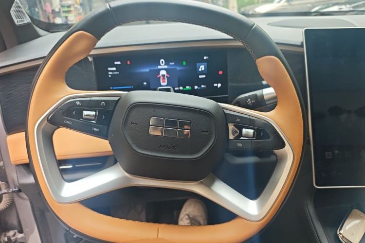 Used Geely Galaxy L7 2024 1.5T 115 km Starship Dragon Edition Steering Wheel