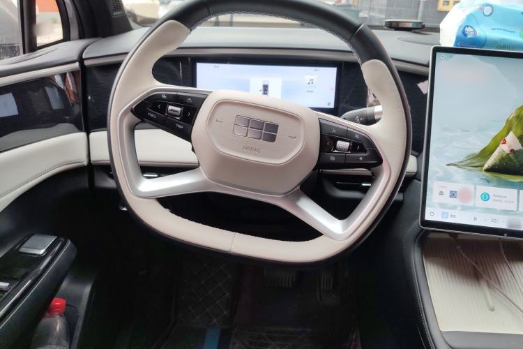 Used Geely Galaxy L7 2024 1.5T 115 km PLUS Dragon Edition Steering Wheel