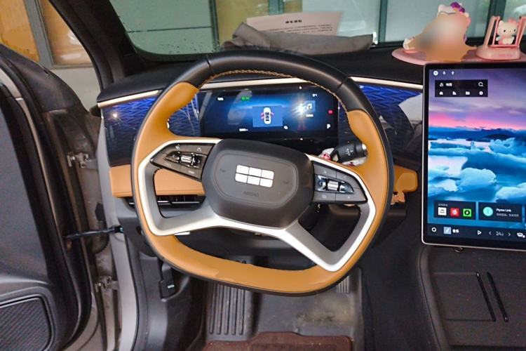 Used Geely Galaxy L7 2024 1.5T 115 km MAX Dragon Edition Steering Wheel