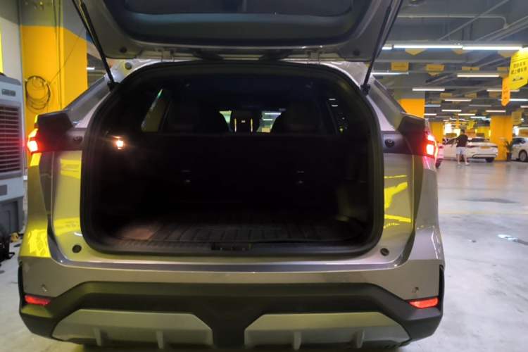 Used Geely Galaxy L7 2024 1.5T 55km PRO Dragon Edition Trunk