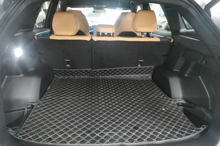 Used Geely Galaxy L7 2024 1.5T 115 km MAX Dragon Edition Trunk