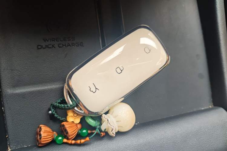 Used Geely Galaxy L7 2024 1.5T 115 km Starship Dragon Edition Vehicle Key