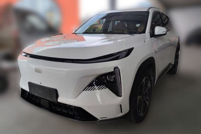 Used Geely Galaxy L7 2024 1.5T 115 km PLUS Dragon Edition