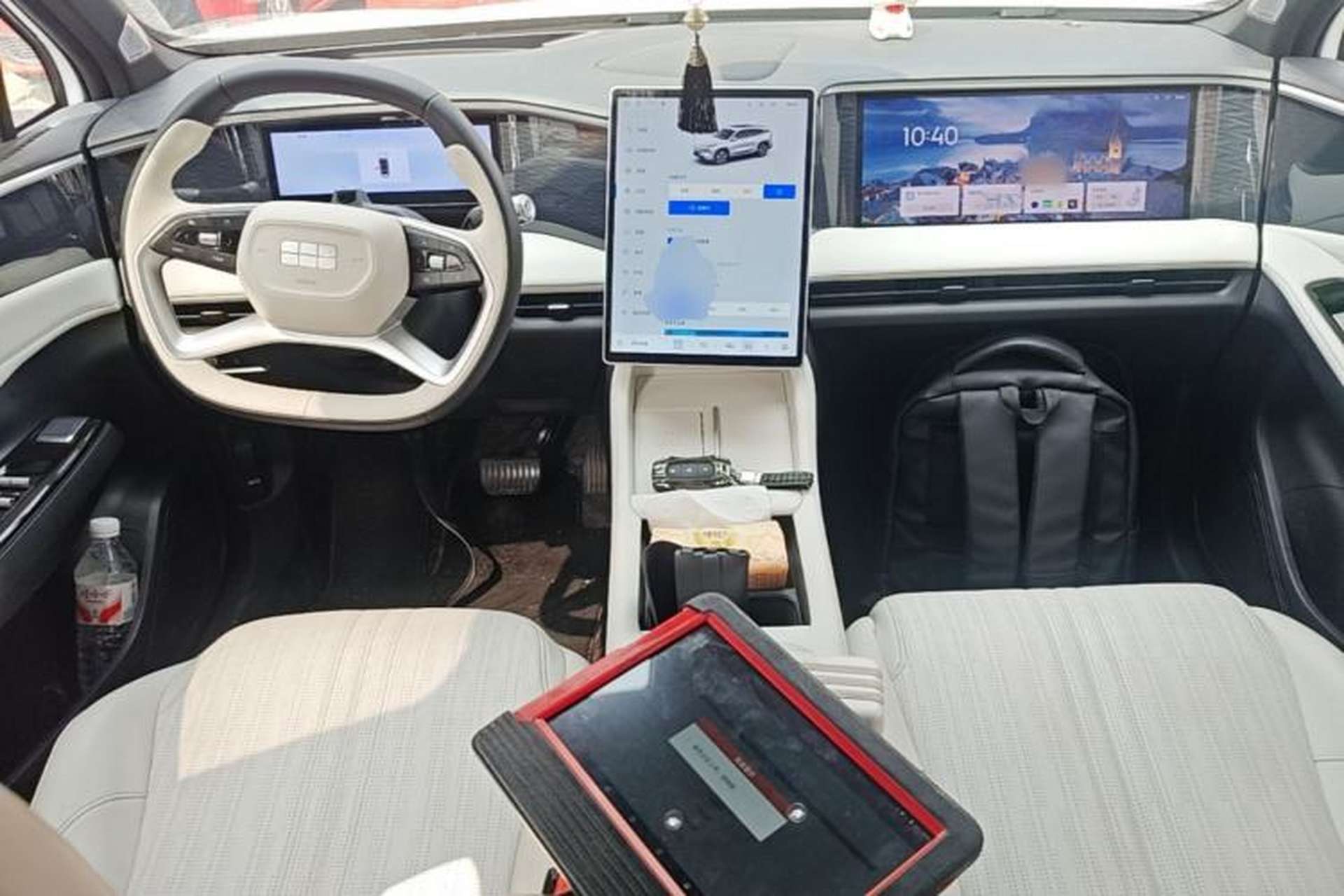 Used Geely Galaxy L7 2024 1.5T 115 km Starship Dragon Edition Center Console