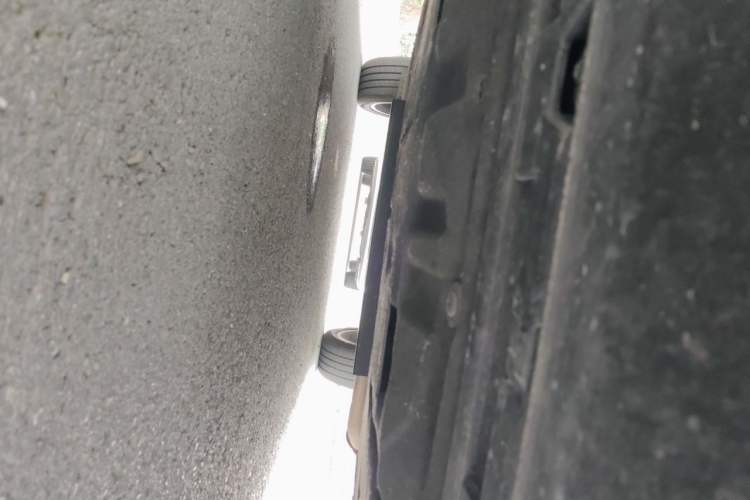 Used Geely Galaxy L7 2024 1.5T 115 km PLUS Dragon Edition Chassis Front