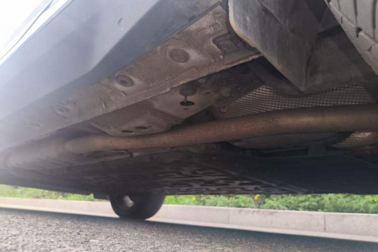Used Geely Galaxy L7 2024 1.5T 115 km PLUS Dragon Edition Chassis Rear Left